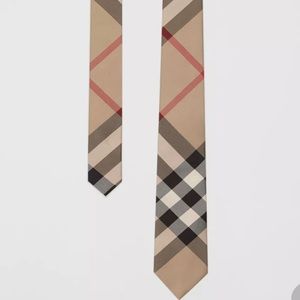 Burberry Classic cut check silk tie